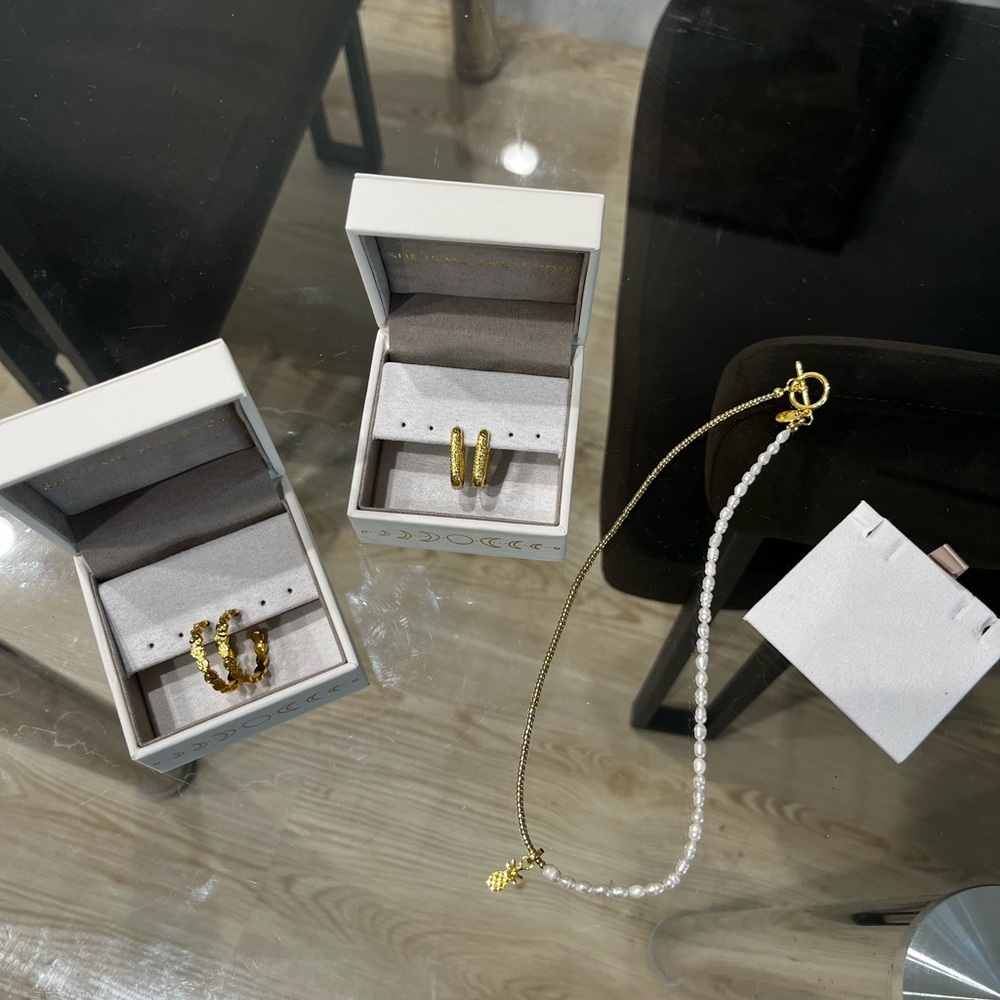 Arms of Eve Jewelry